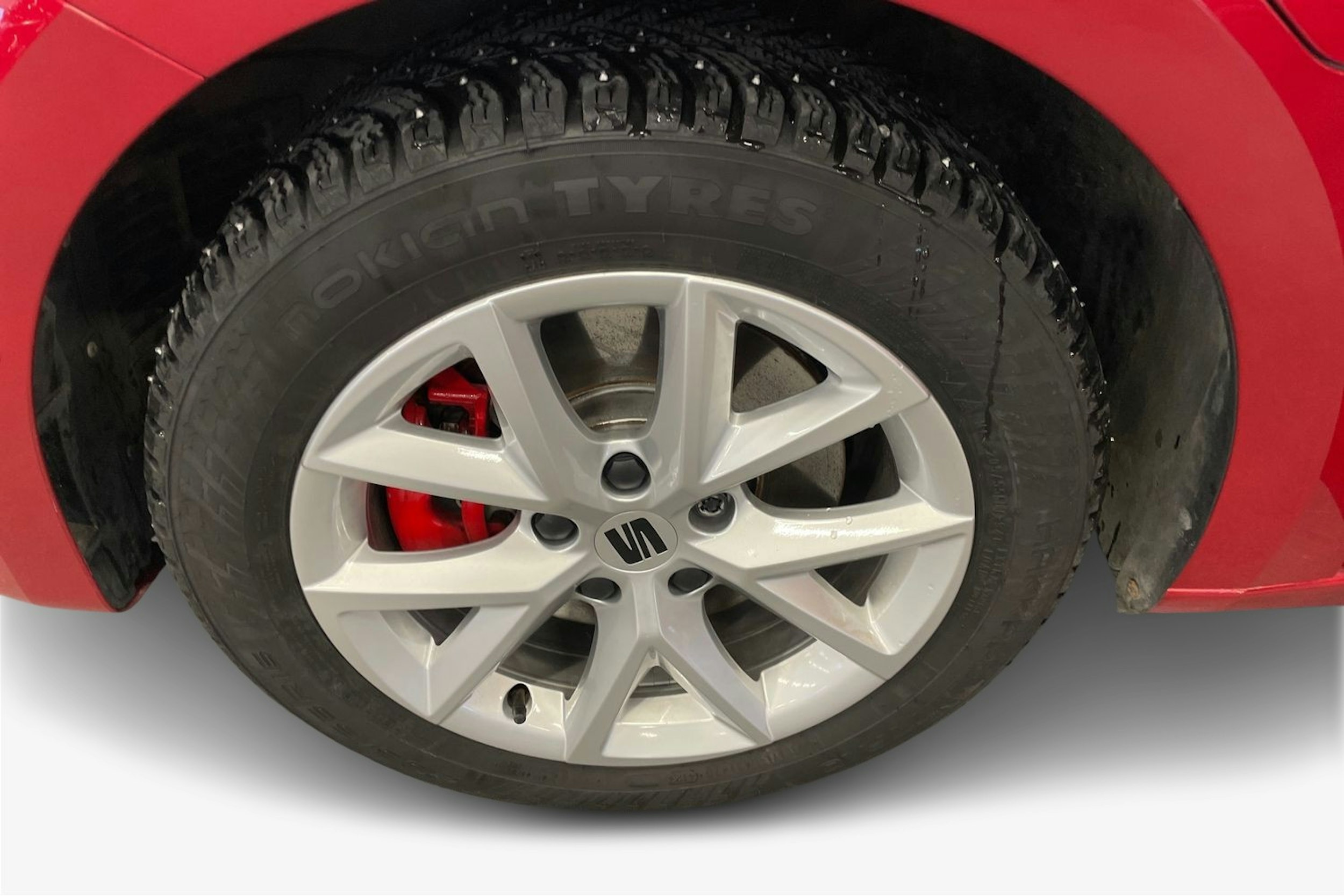 punainen SEAT Leon Sportstourer 2024 kuva 11.