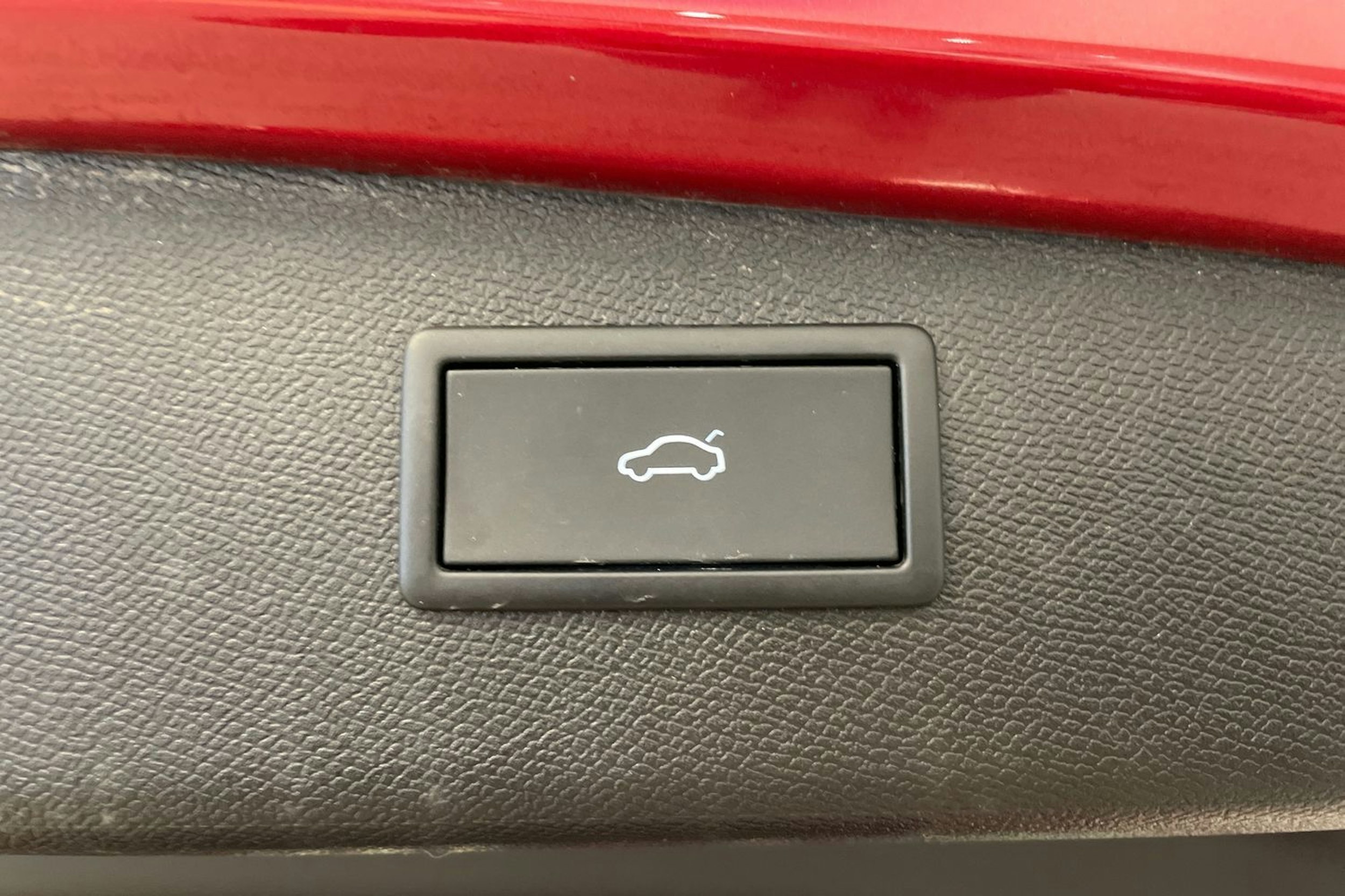 punainen SEAT Leon Sportstourer 2024 kuva 15.