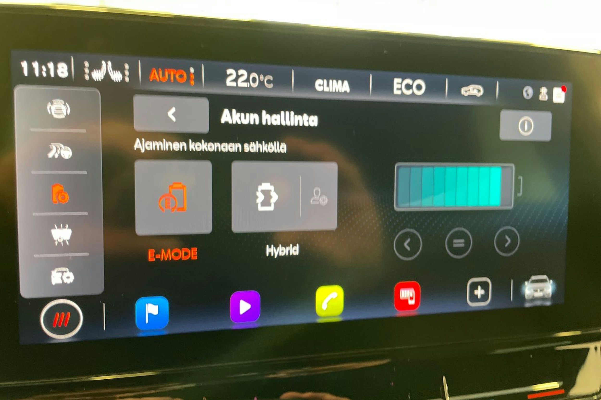 punainen SEAT Leon Sportstourer 2024 kuva 31.