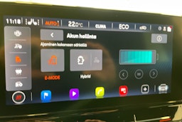 punainen SEAT Leon Sportstourer 2024 kuva 31.