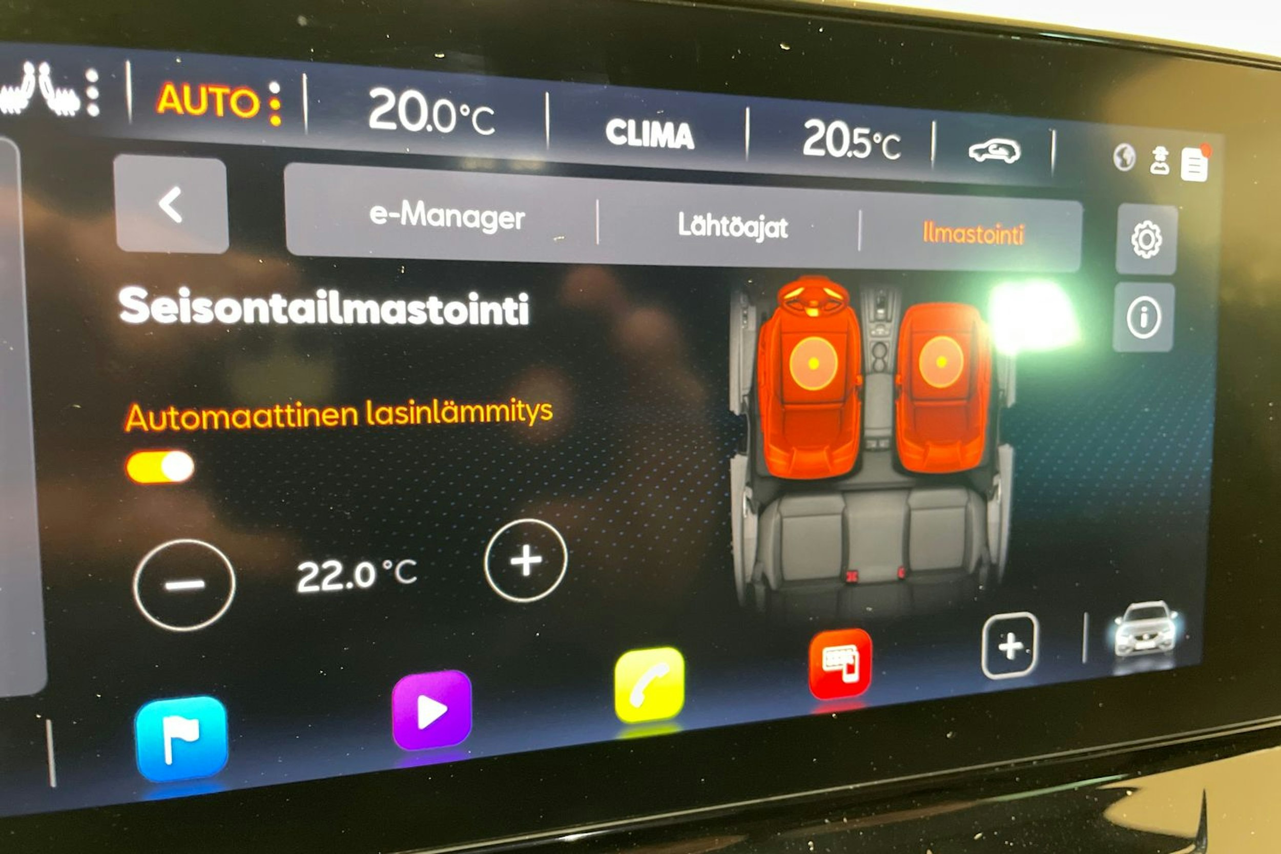 punainen SEAT Leon Sportstourer 2024 kuva 33.