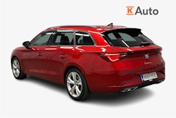 punainen SEAT Leon Sportstourer 2024 kuva 2.
