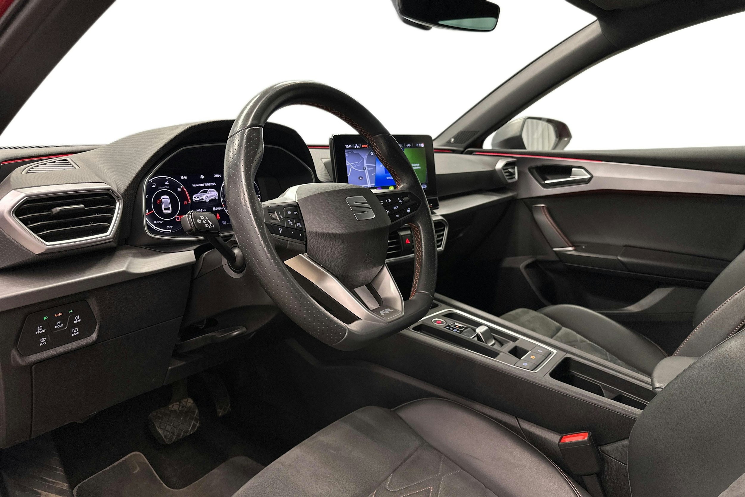 punainen SEAT Leon Sportstourer 2024 kuva 7.