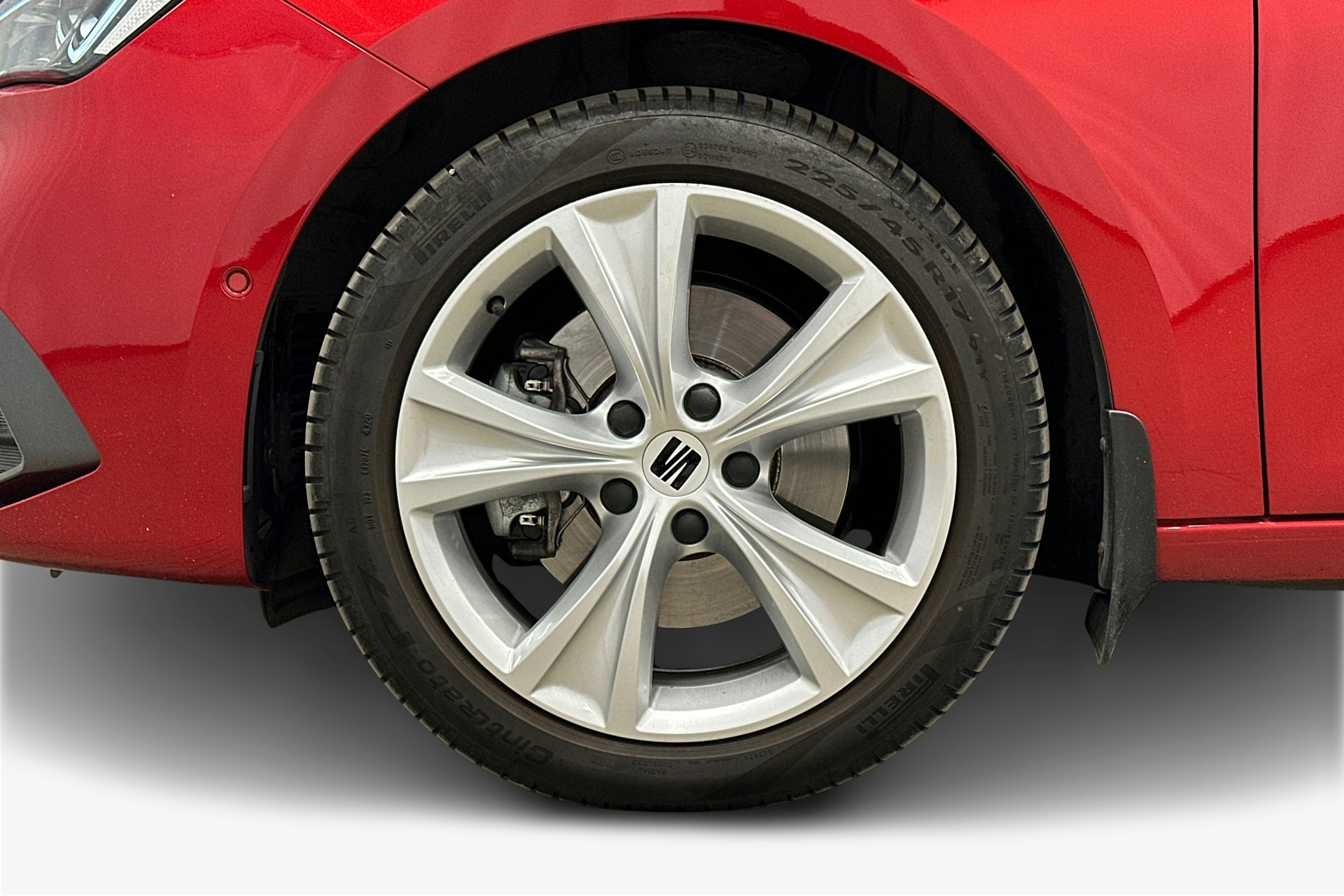 punainen SEAT Leon Sportstourer 2024 kuva 11.