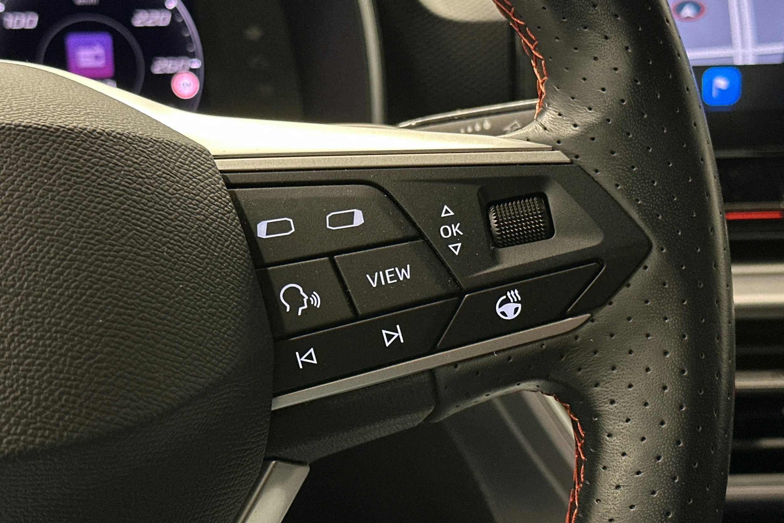 punainen SEAT Leon Sportstourer 2024 kuva 21.