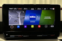 punainen SEAT Leon Sportstourer 2024 kuva 23.