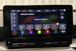 punainen SEAT Leon Sportstourer 2024 kuva 33.