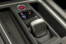 punainen SEAT Leon Sportstourer 2024 kuva 35.