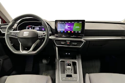 punainen SEAT Leon Sportstourer 2024 kuva 9.