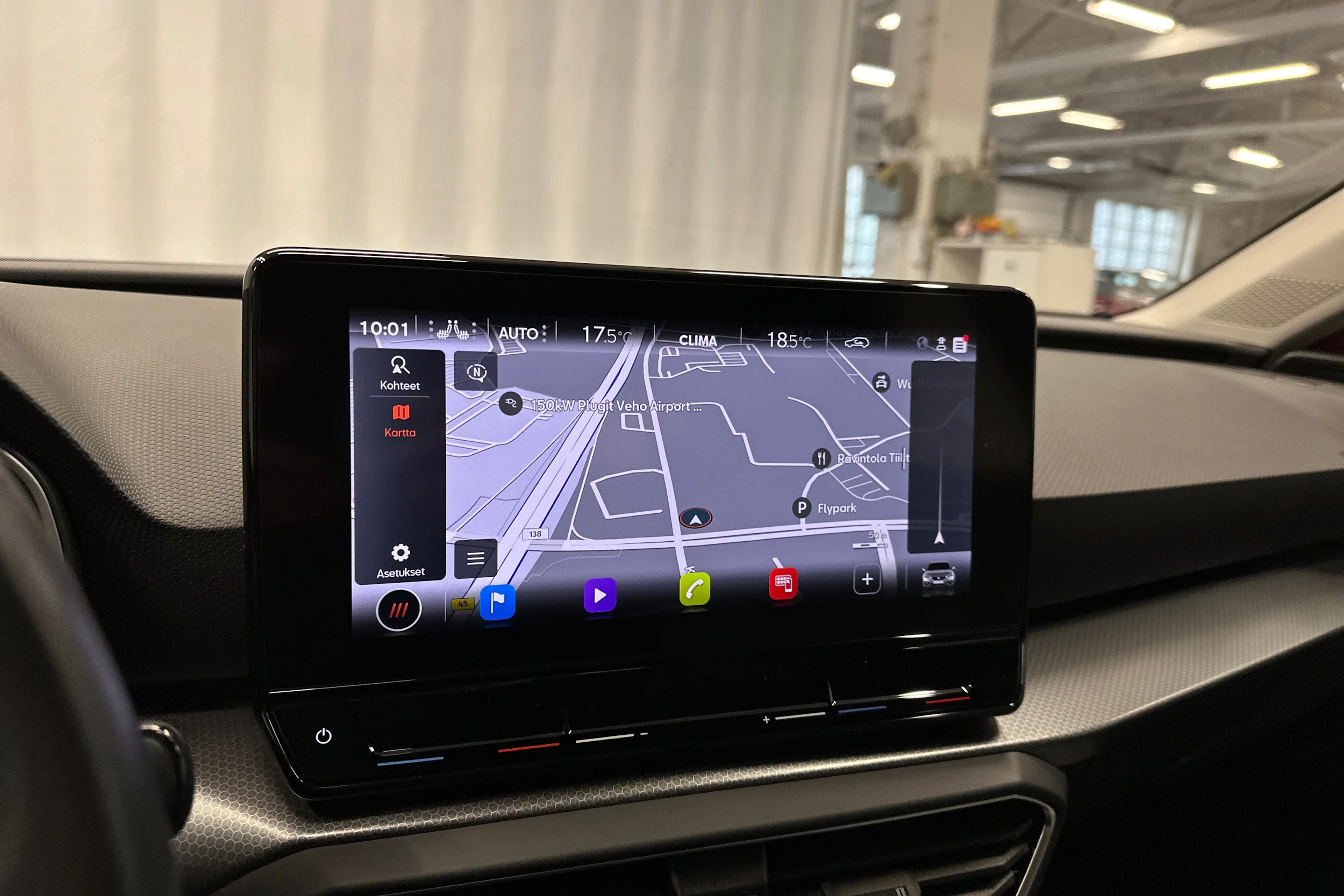 punainen SEAT Leon Sportstourer 2024 kuva 21.
