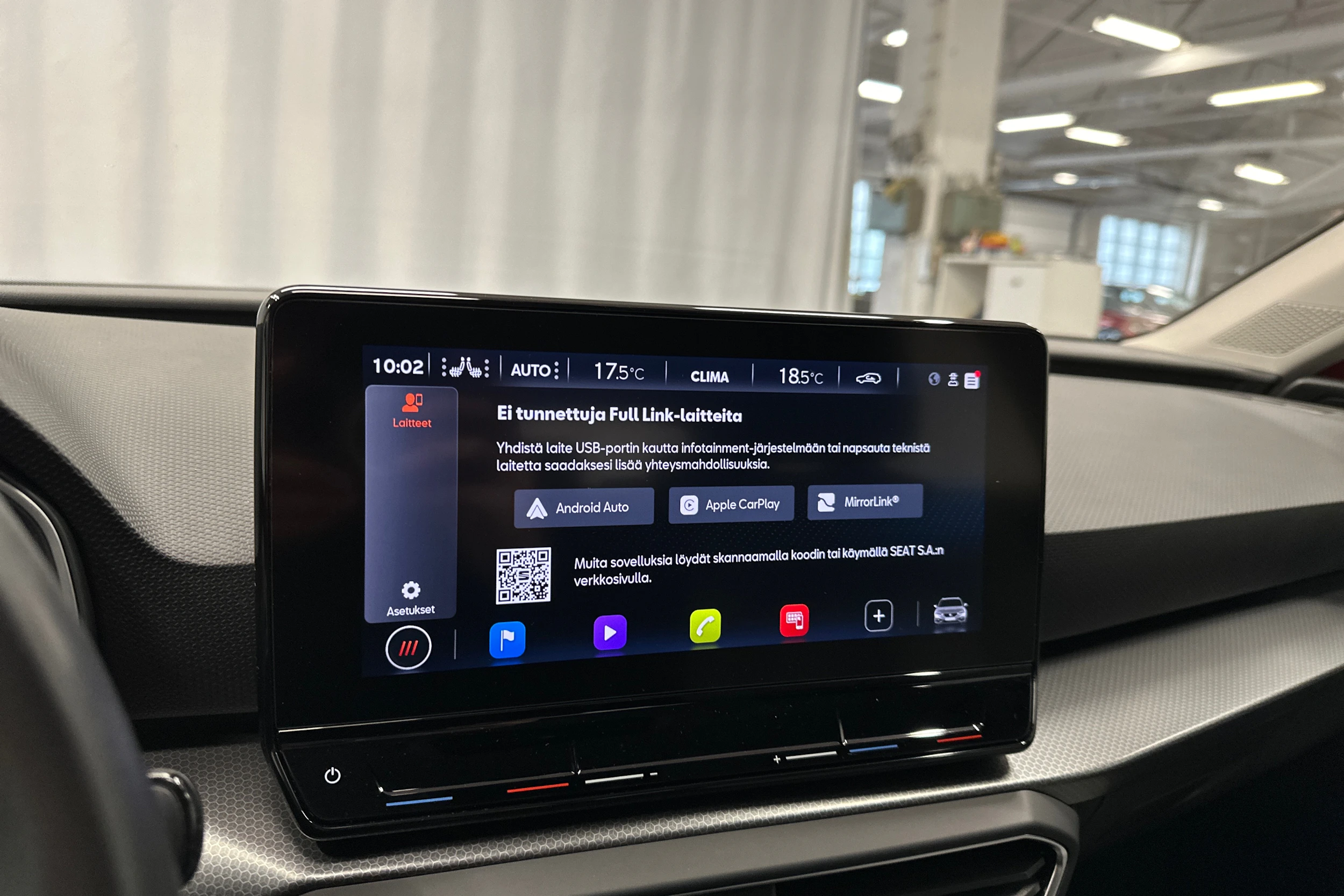 punainen SEAT Leon Sportstourer 2024 kuva 22.
