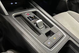 punainen SEAT Leon Sportstourer 2024 kuva 27.