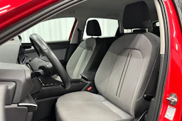 punainen SEAT Leon Sportstourer 2024 kuva 28.