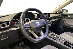 harmaa SEAT Leon Sportstourer 2024 kuva 6.
