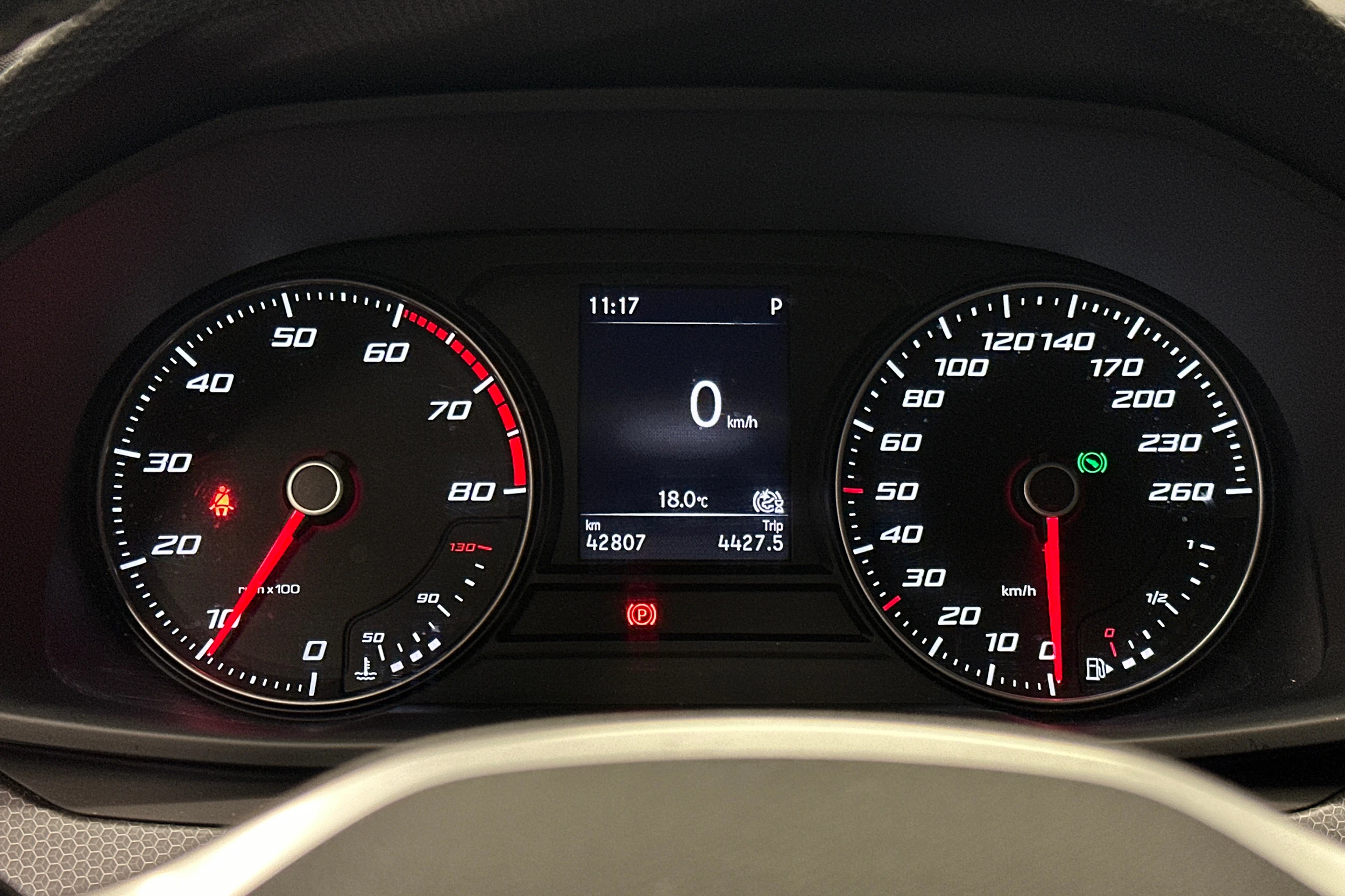 harmaa SEAT Leon Sportstourer 2024 kuva 13.
