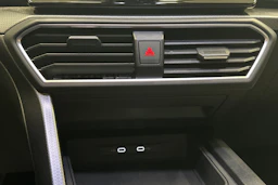 harmaa SEAT Leon Sportstourer 2024 kuva 30.