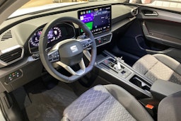 met. valkoinen SEAT Leon Sportstourer 2025 kuva 6.