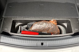 valkoinen SEAT Leon Sportstourer 2025 kuva 12.