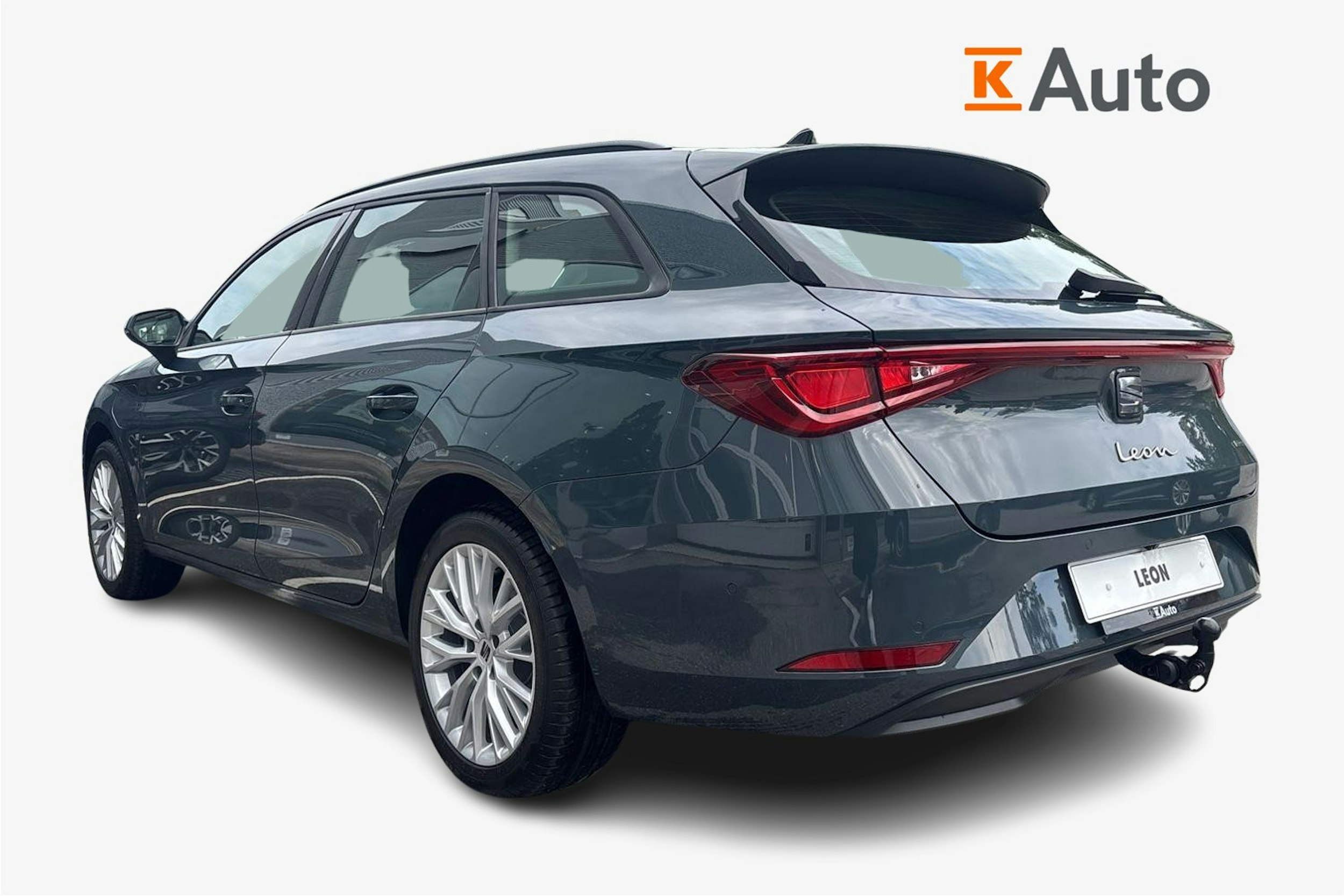 sininen SEAT Leon Sportstourer 2025 kuva 2.