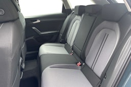 sininen SEAT Leon Sportstourer 2025 kuva 8.