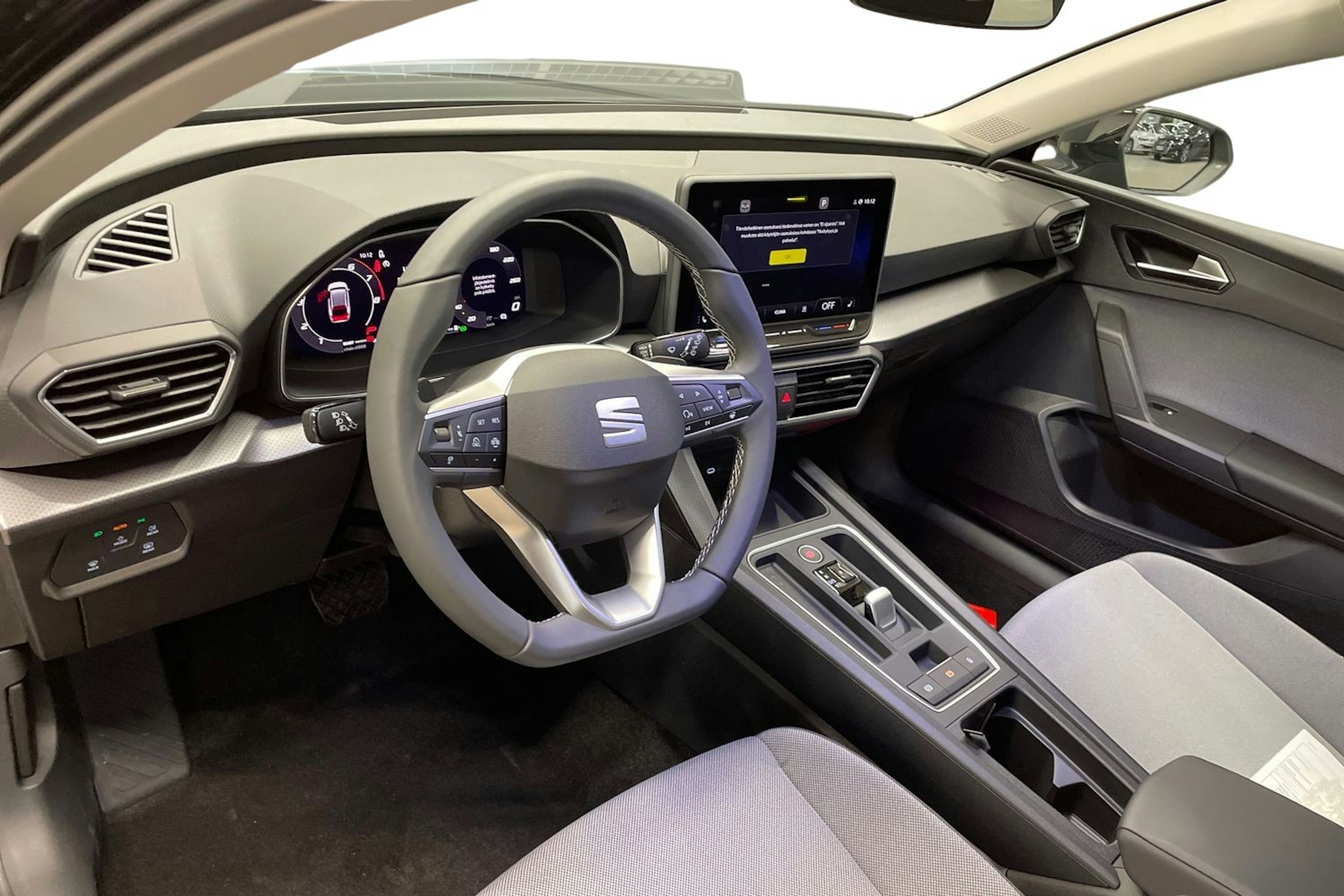 met. musta SEAT Leon Sportstourer 2025 kuva 7.