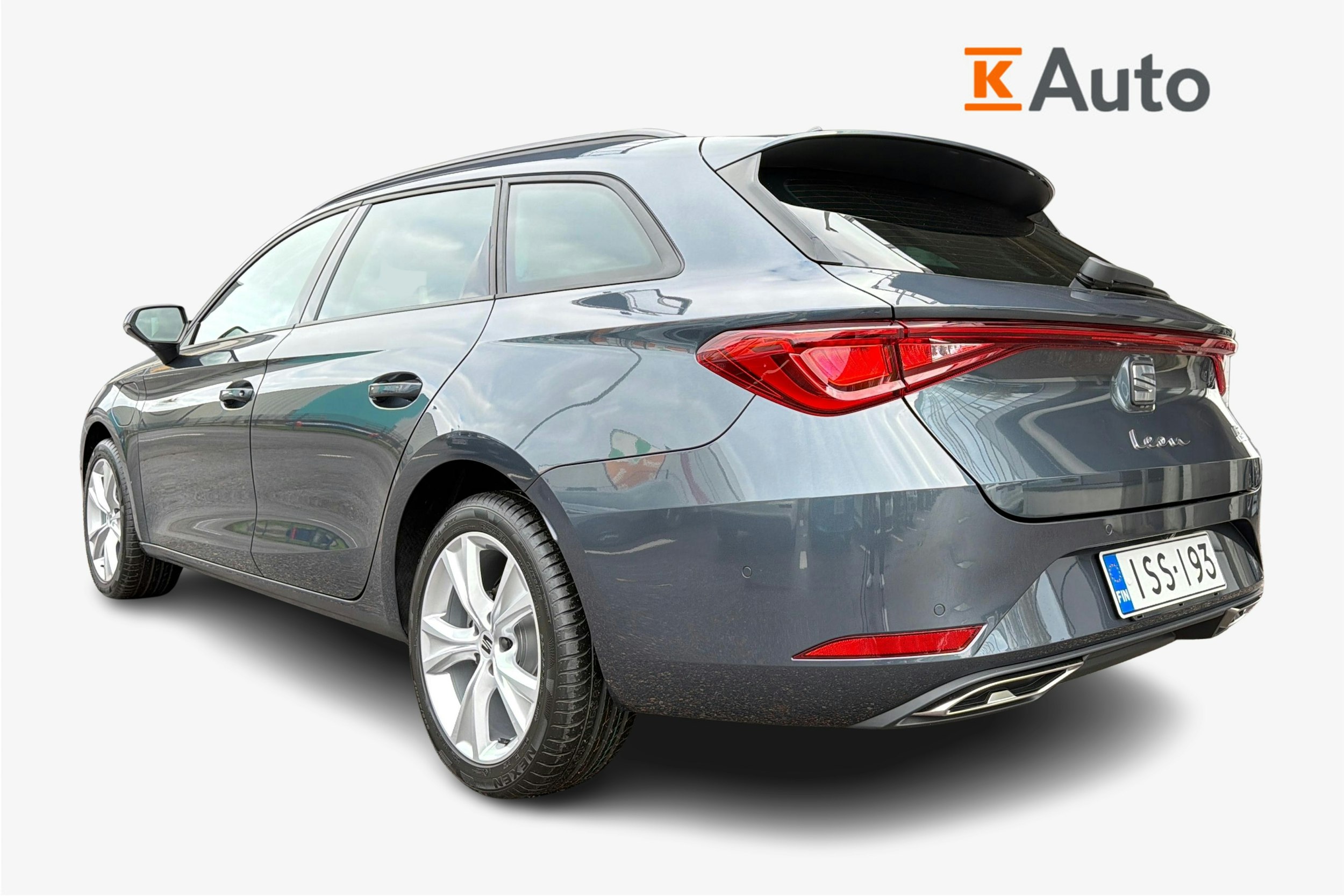 harmaa SEAT Leon Sportstourer 2025 kuva 2.