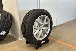 harmaa SEAT Leon Sportstourer 2025 kuva 16.