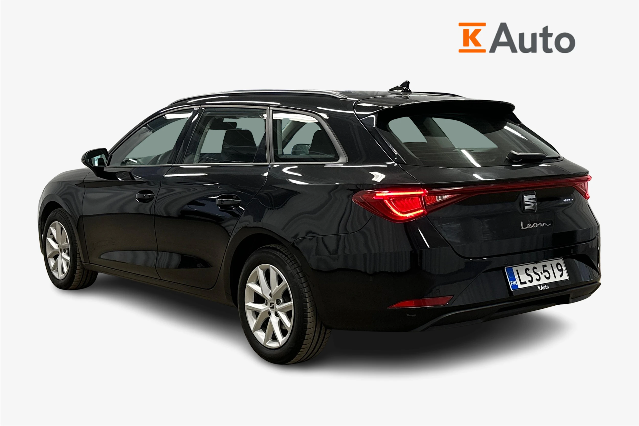 musta SEAT Leon Sportstourer 2025 kuva 3.