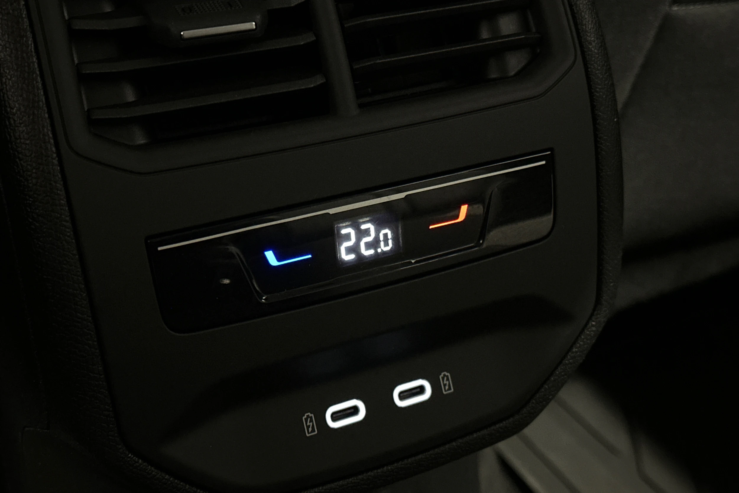 musta SEAT Leon Sportstourer 2025 kuva 16.