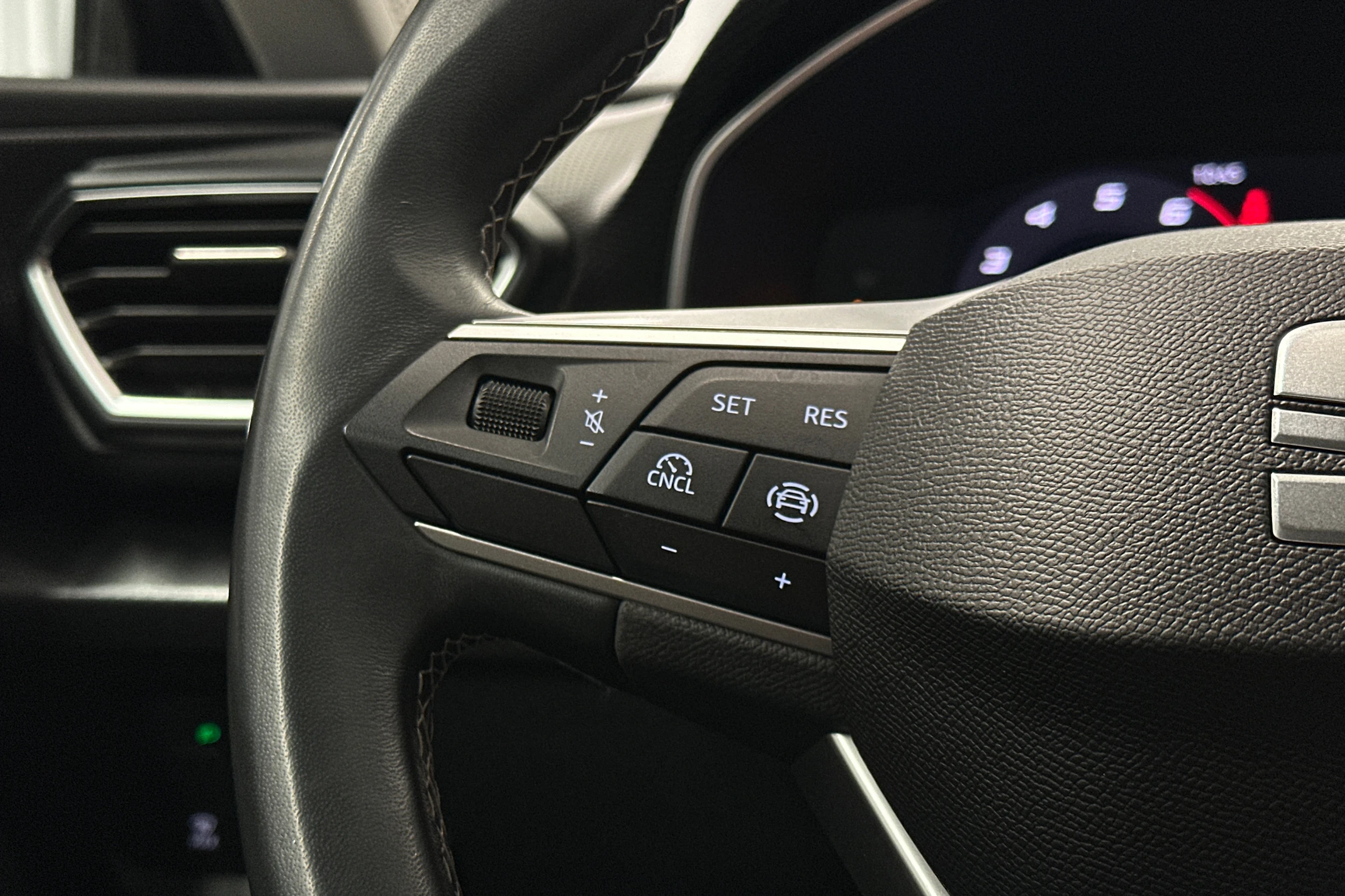 musta SEAT Leon Sportstourer 2025 kuva 19.