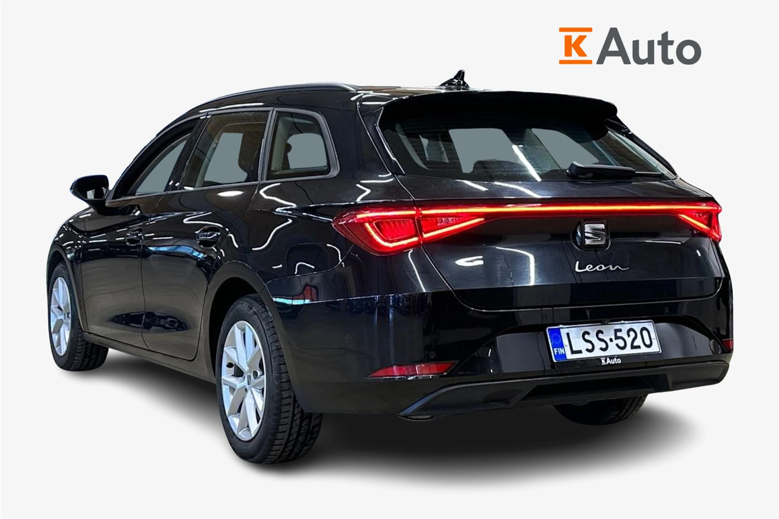 musta SEAT Leon Sportstourer 2025 kuva 6.