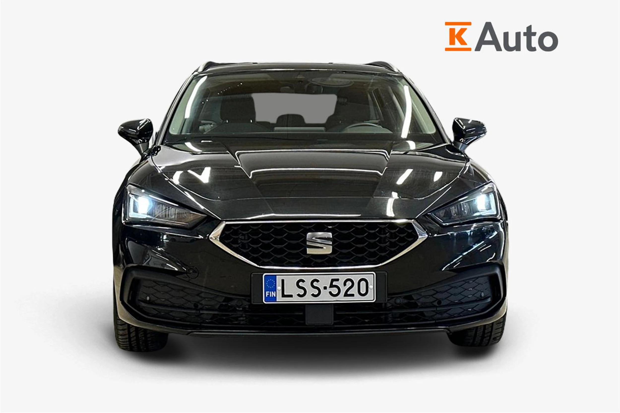 musta SEAT Leon Sportstourer 2025 kuva 8.