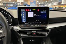 musta SEAT Leon Sportstourer 2025 kuva 22.