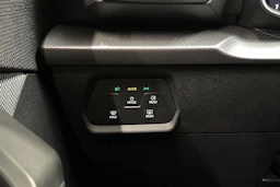 musta SEAT Leon Sportstourer 2025 kuva 27.