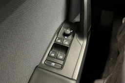 musta SEAT Leon Sportstourer 2025 kuva 28.