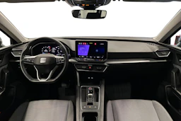 musta SEAT Leon Sportstourer 2025 kuva 9.