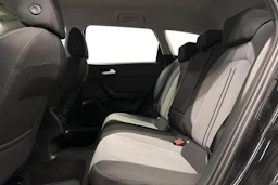 musta SEAT Leon Sportstourer 2025 kuva 11.