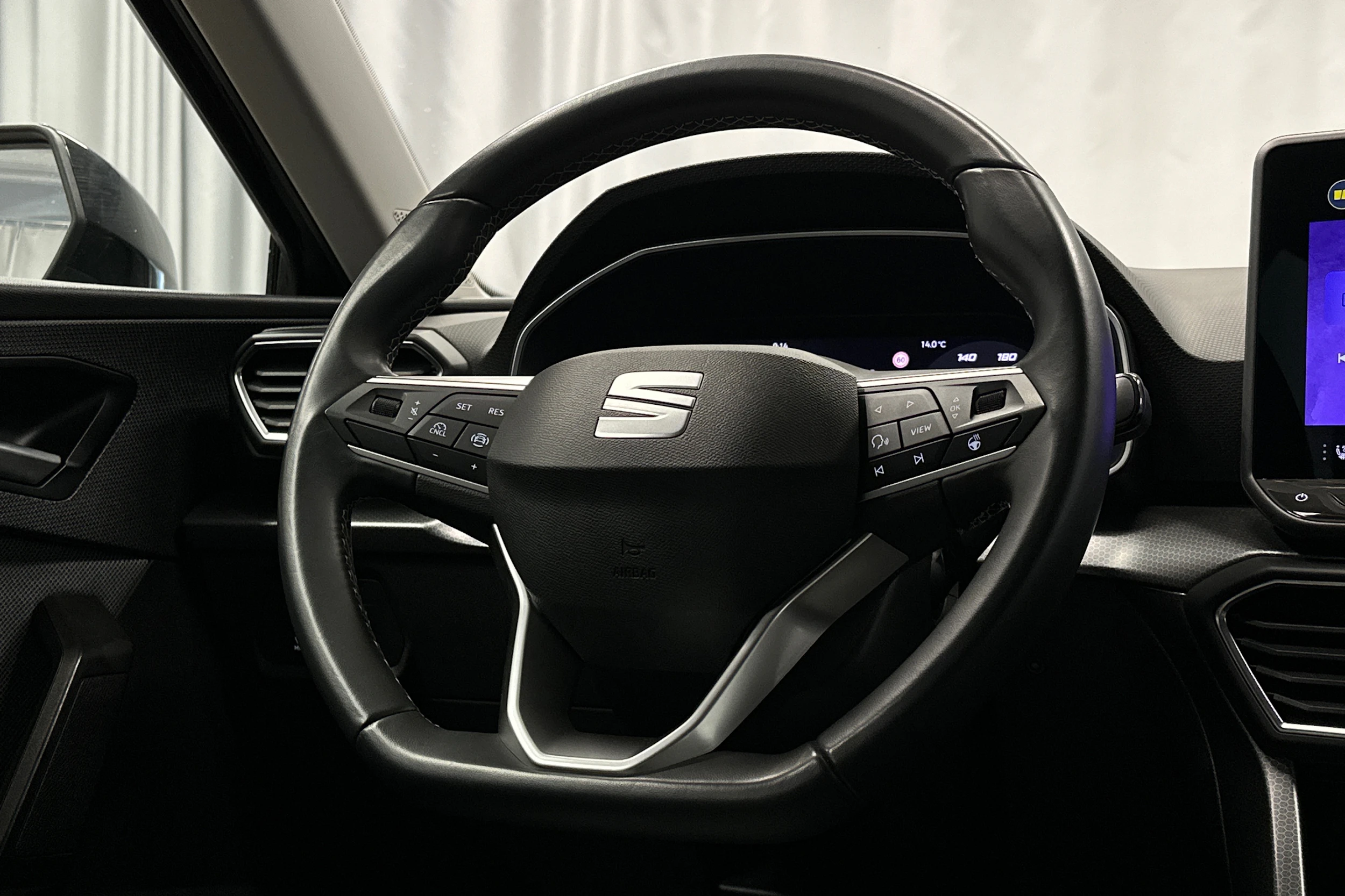 musta SEAT Leon Sportstourer 2025 kuva 18.