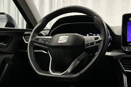 musta SEAT Leon Sportstourer 2025 kuva 18.