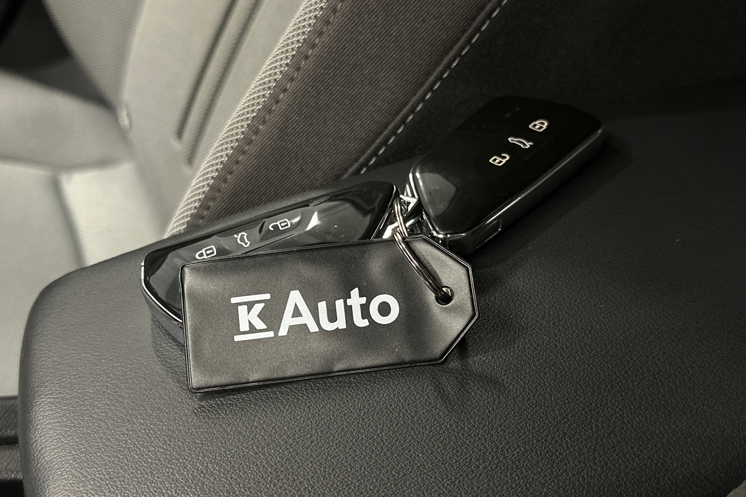 musta SEAT Leon Sportstourer 2025 kuva 29.