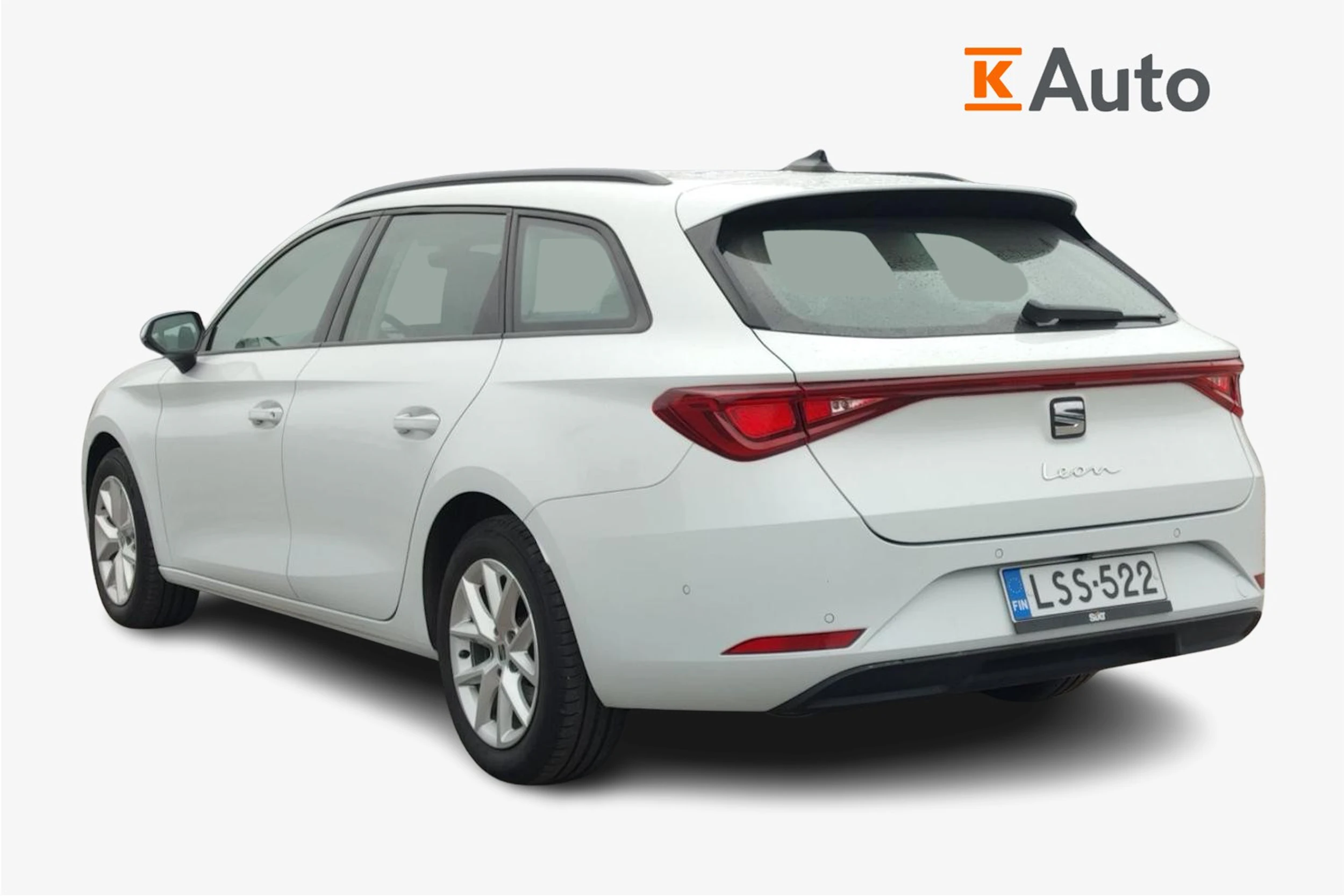 valkoinen SEAT Leon Sportstourer 2025 kuva 2.