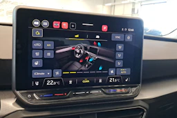 valkoinen SEAT Leon Sportstourer 2025 kuva 30.