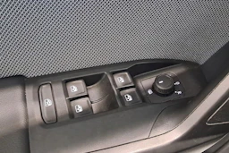 valkoinen SEAT Leon Sportstourer 2025 kuva 33.