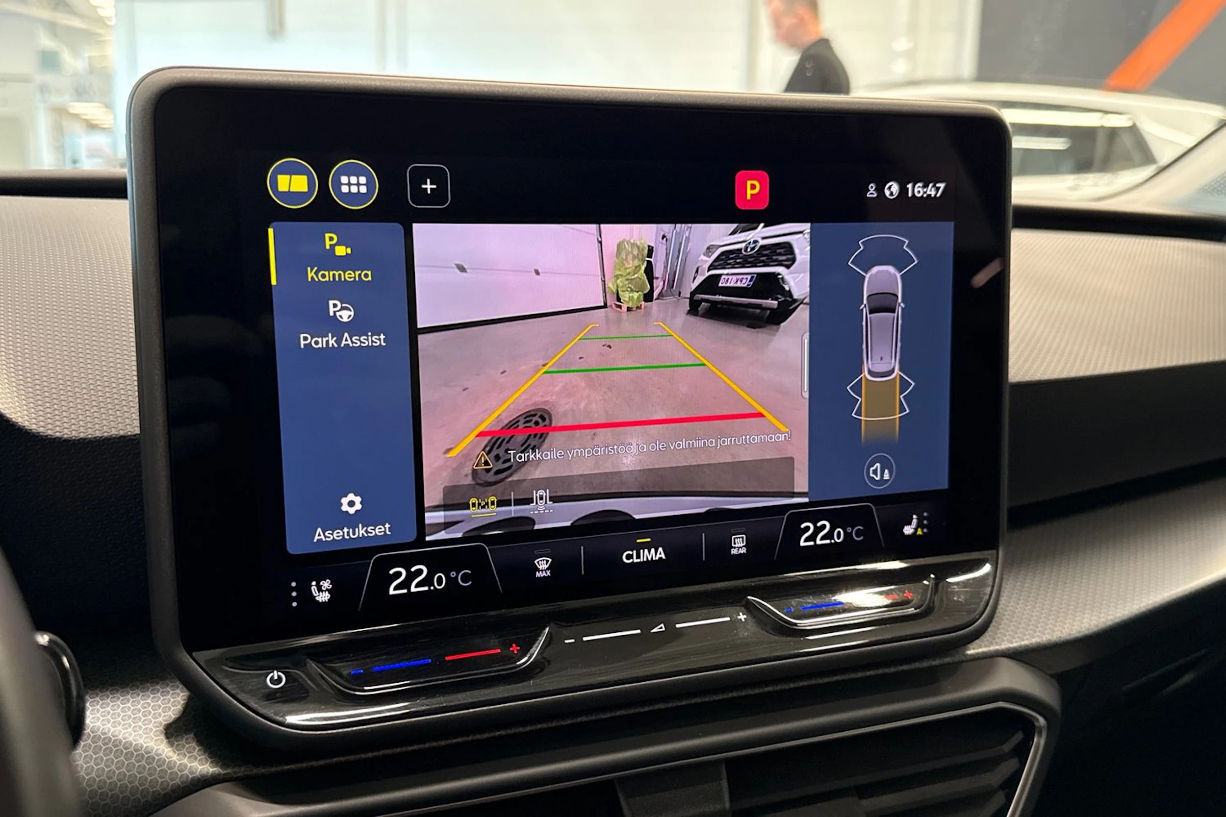 valkoinen SEAT Leon Sportstourer 2025 kuva 16.