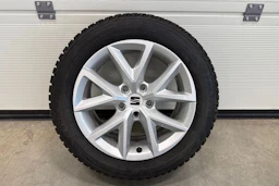 valkoinen SEAT Leon Sportstourer 2025 kuva 21.