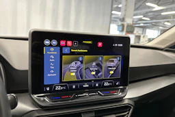 sininen SEAT Leon Sportstourer 2025 kuva 23.