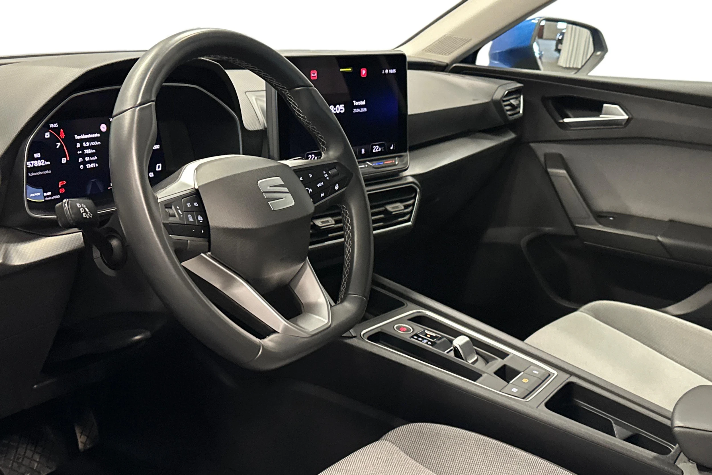 sininen SEAT Leon Sportstourer 2025 kuva 8.