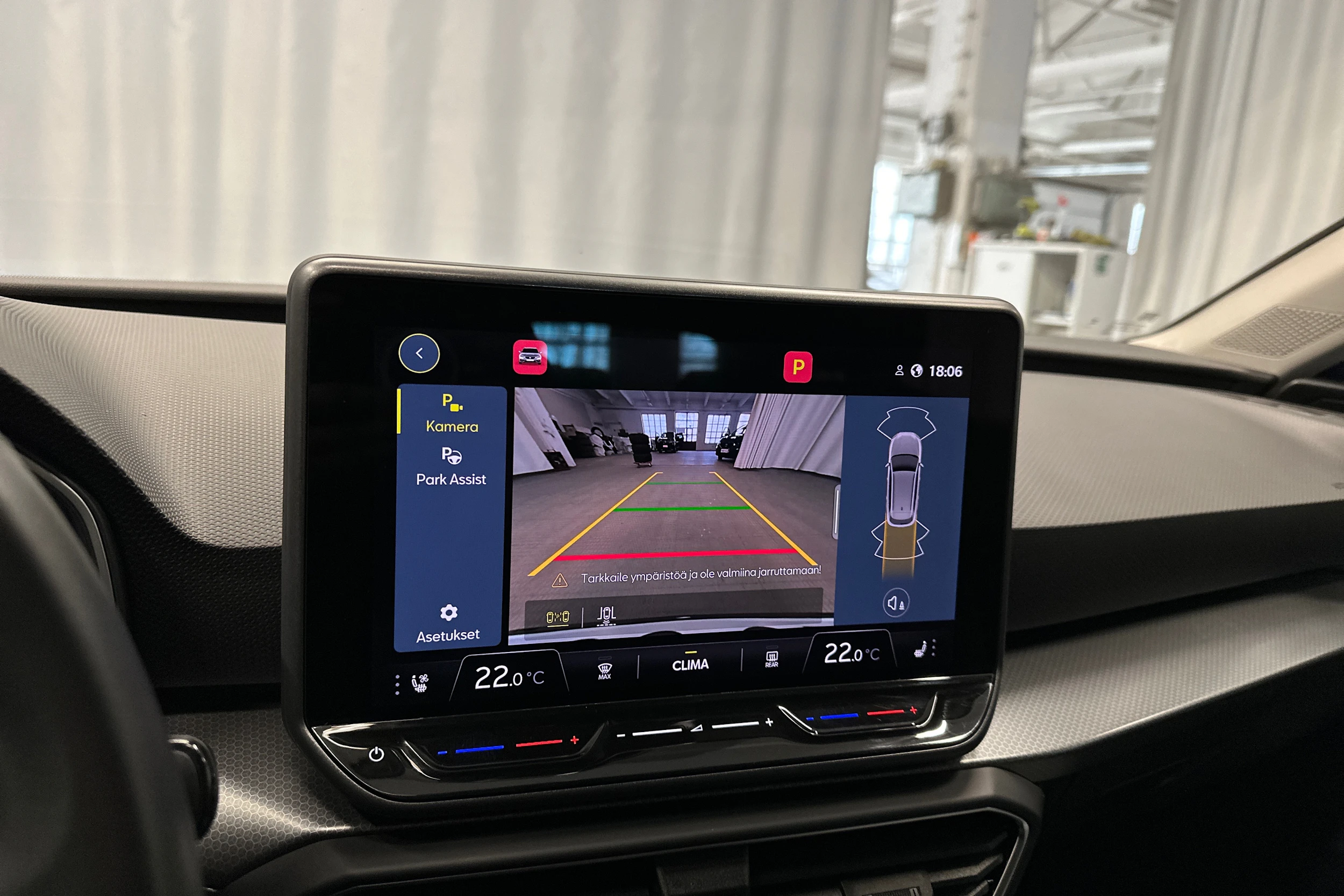 sininen SEAT Leon Sportstourer 2025 kuva 19.