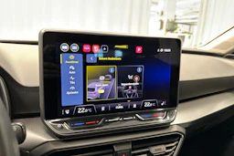 sininen SEAT Leon Sportstourer 2025 kuva 23.