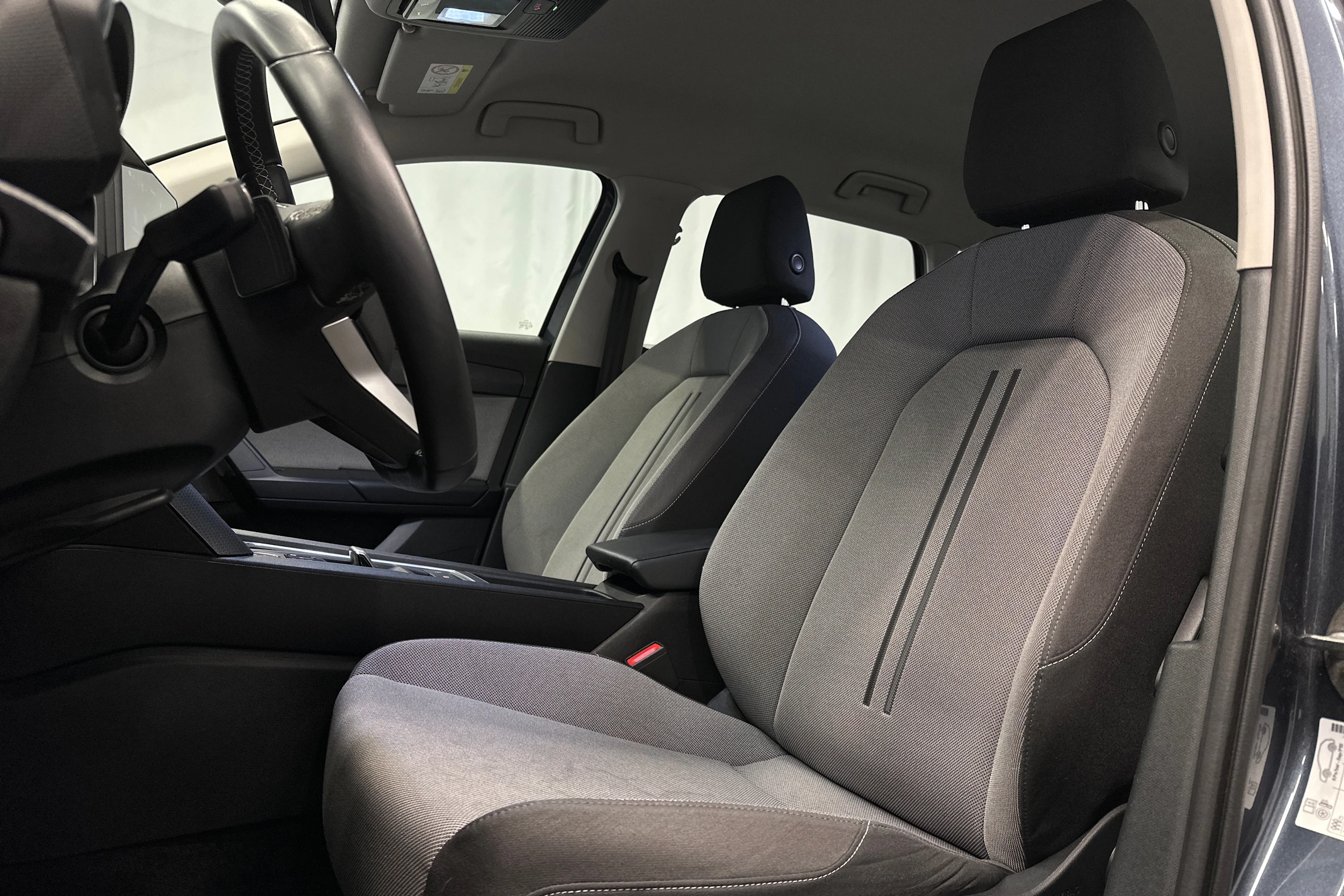 harmaa SEAT Leon Sportstourer 2025 kuva 16.